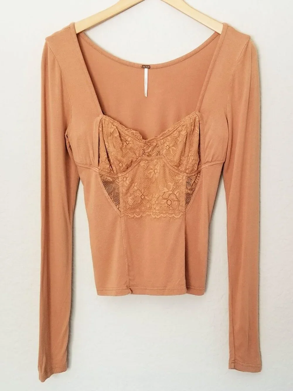 Free People Lace Coset Inset Sweetheart Long Sleeves Top M Camel Stretch Knit
